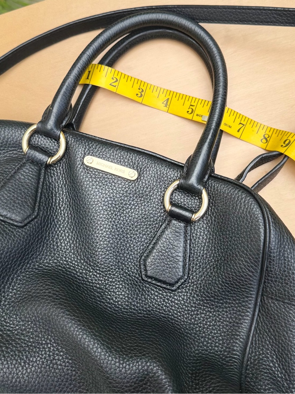Michael Kors Black Pebbled Leather Crossbody Satchel Gold Tone Zip Top Handles - Picture 10 of 12